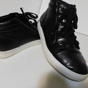 Womens Black Hightop shoe  Sz 9